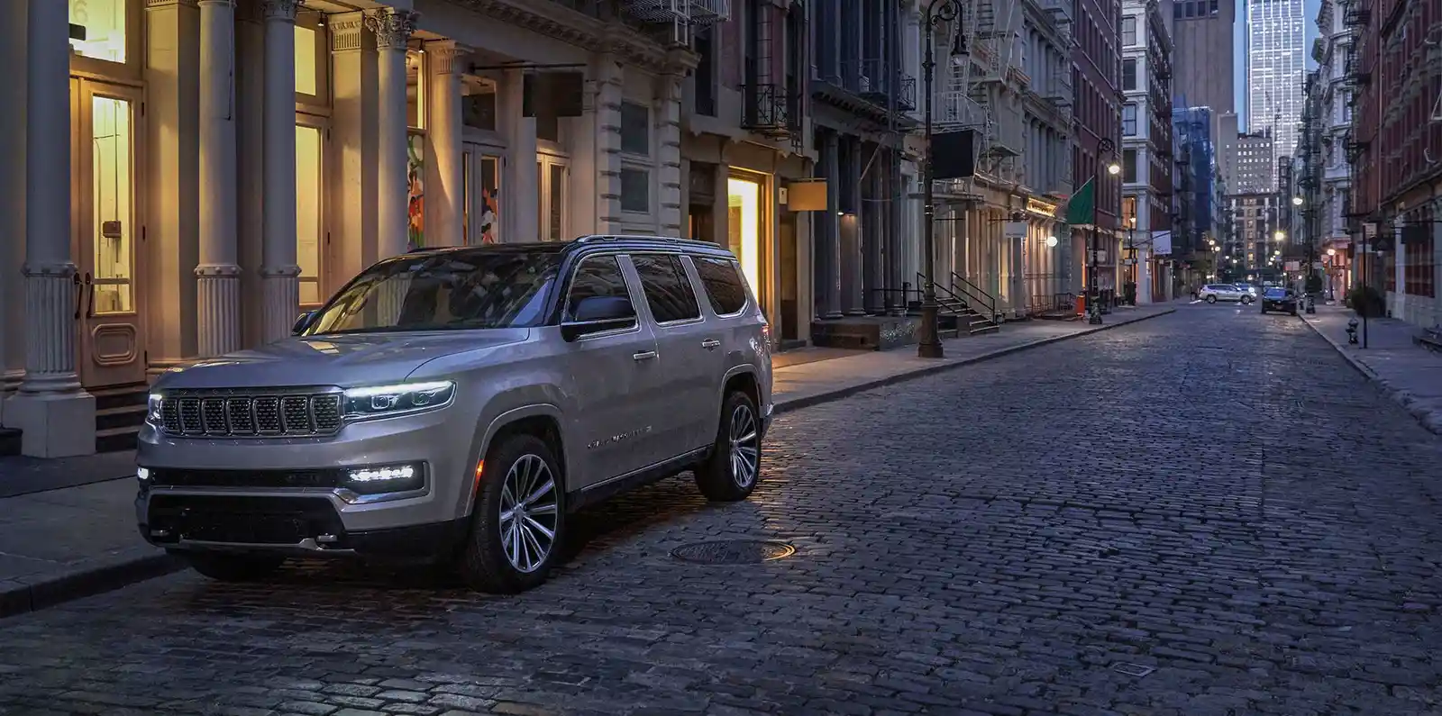 Grand Wagoneer 2026 — front angled view